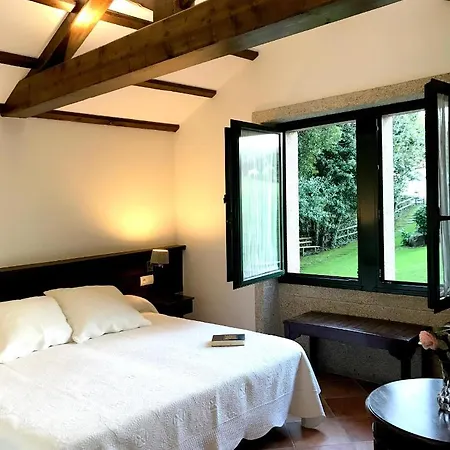 Landhaus Complejo Turistico Rural A Torre De Laxe *