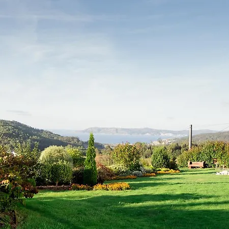 Complejo Turistico Rural A Torre De Laxe * Laxe