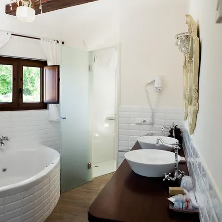 Complejo Turistico Rural A Torre De Laxe Laxe