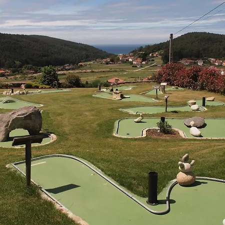 Complejo Turistico Rural A Torre De Laxe *