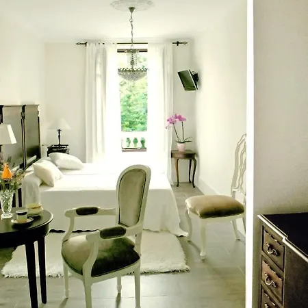 Complejo Turistico Rural A Torre De Laxe * Laxe