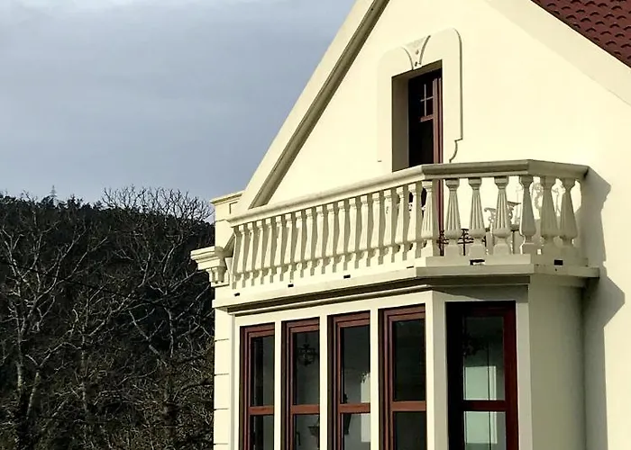 Complejo Turistico Rural A Torre De Séjour à la campagne Laxe