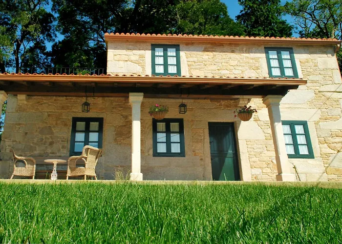 Complejo Turistico Rural A Torre De Laxe