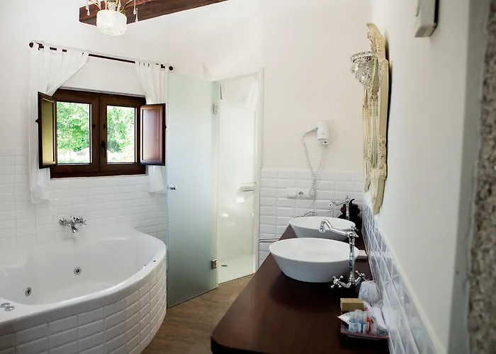 Complejo Turistico Rural A Torre De Laxe