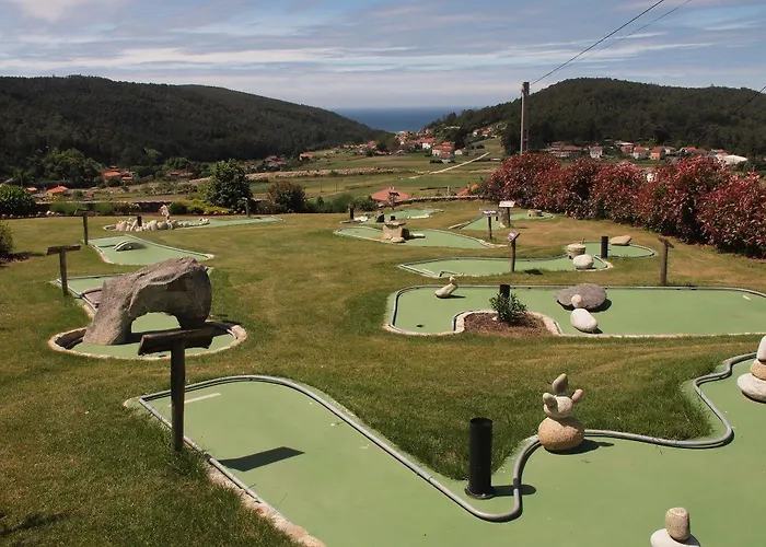 Complejo Turistico Rural A Torre De Laxe *